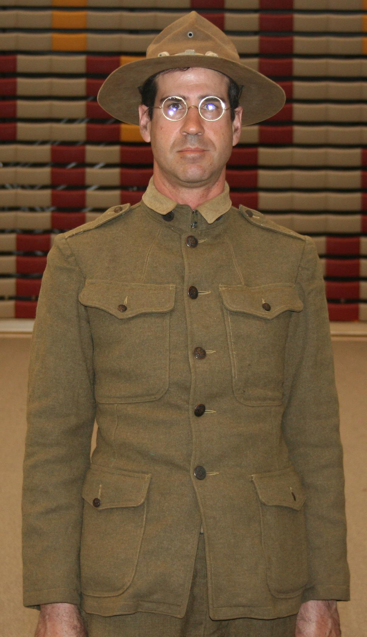 re enactor damian stellabott