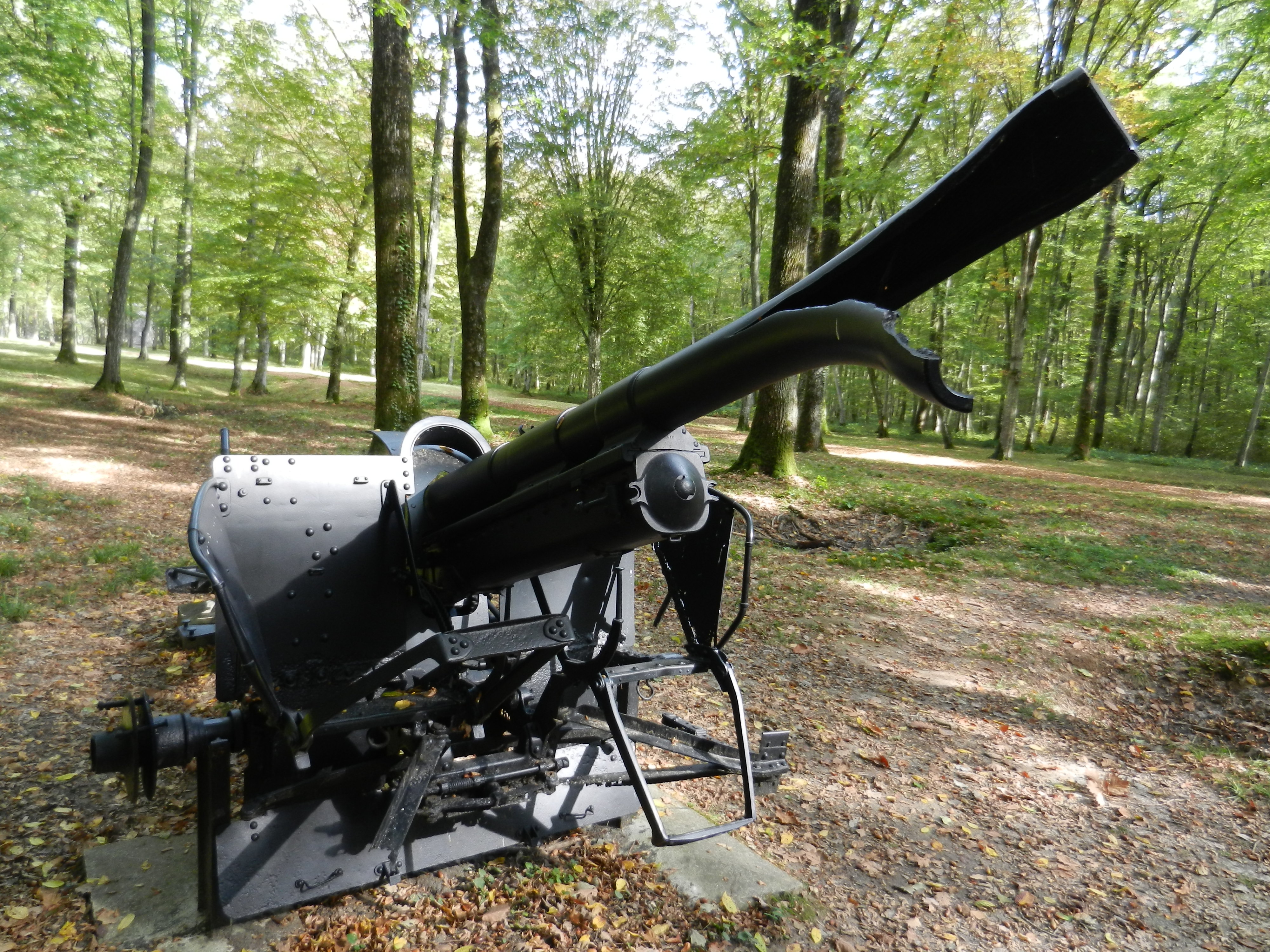 10 12 ww1 german cannon