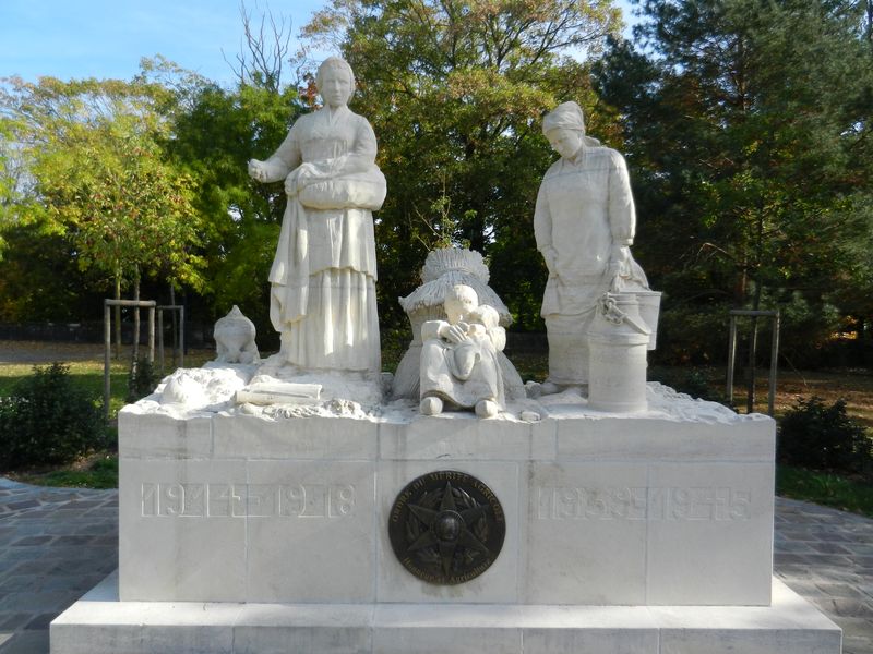 10 17 verdun women and ww1 agriculture monument result