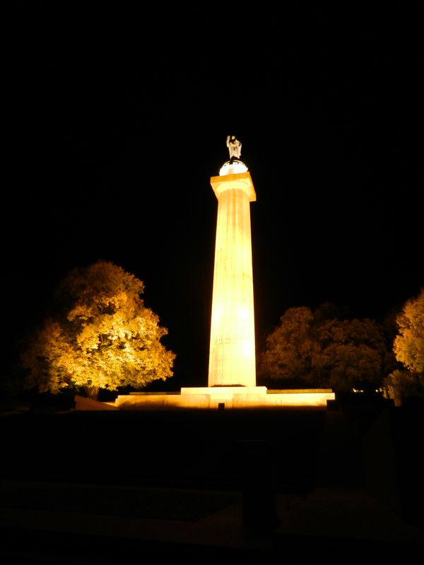 10 14 montfauco monument at night result