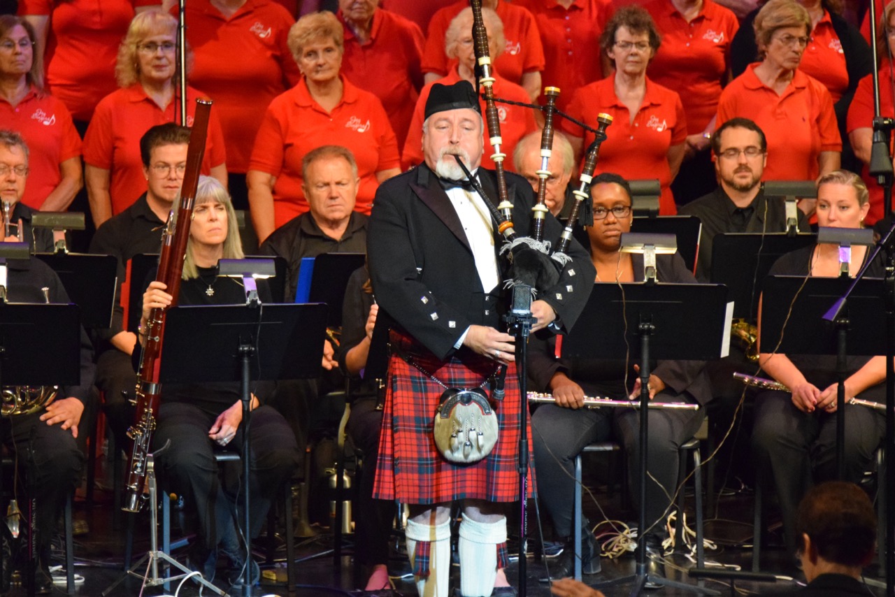 springsation 2017 dave champagne on bagpipes