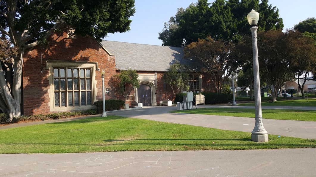 la hs memorial park memorial library result