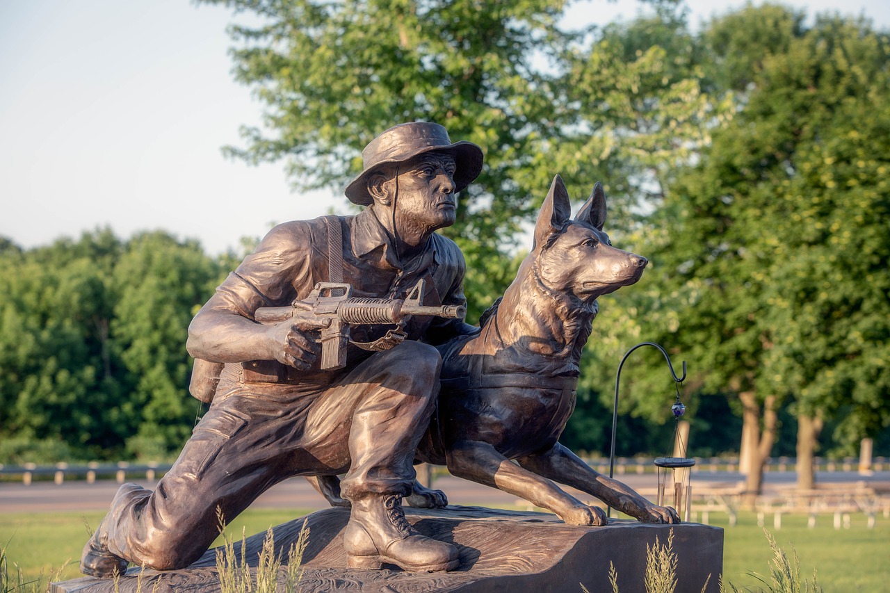 military working dog 1280