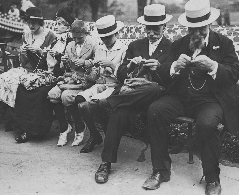 Knitting bee 1917
