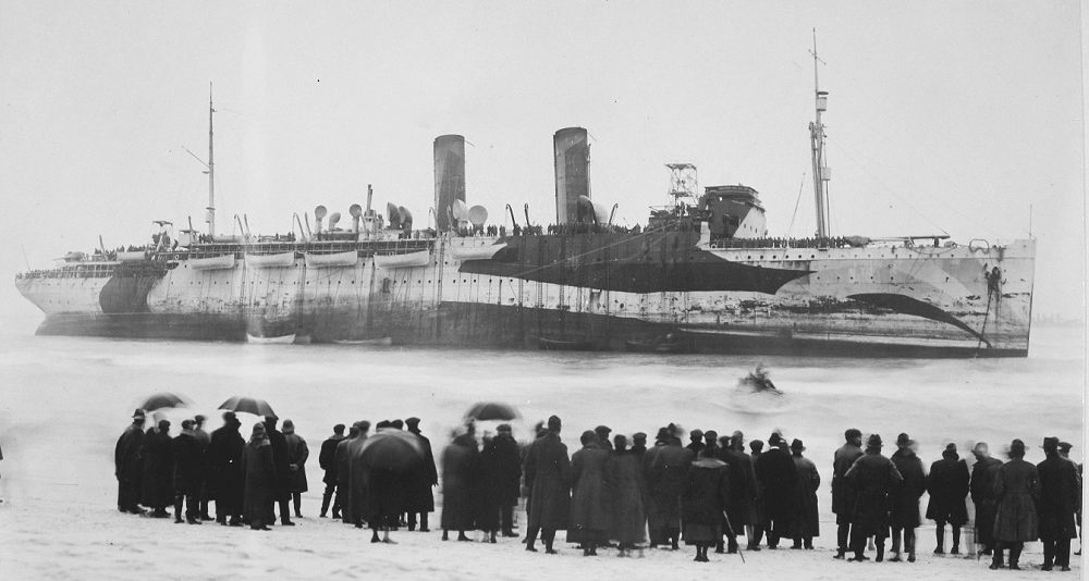 Troopship on Fire Island 1000