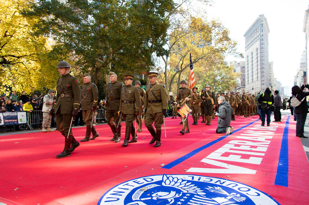 Parade 1