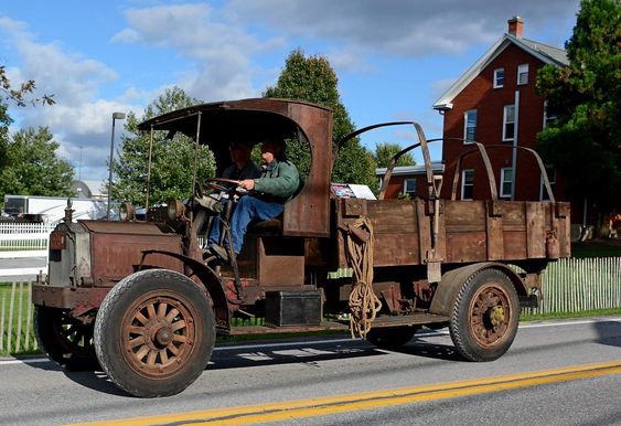 1919 on Mountain Road