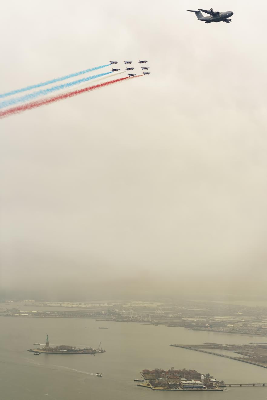Patrouille de France over the Statue of Liberty