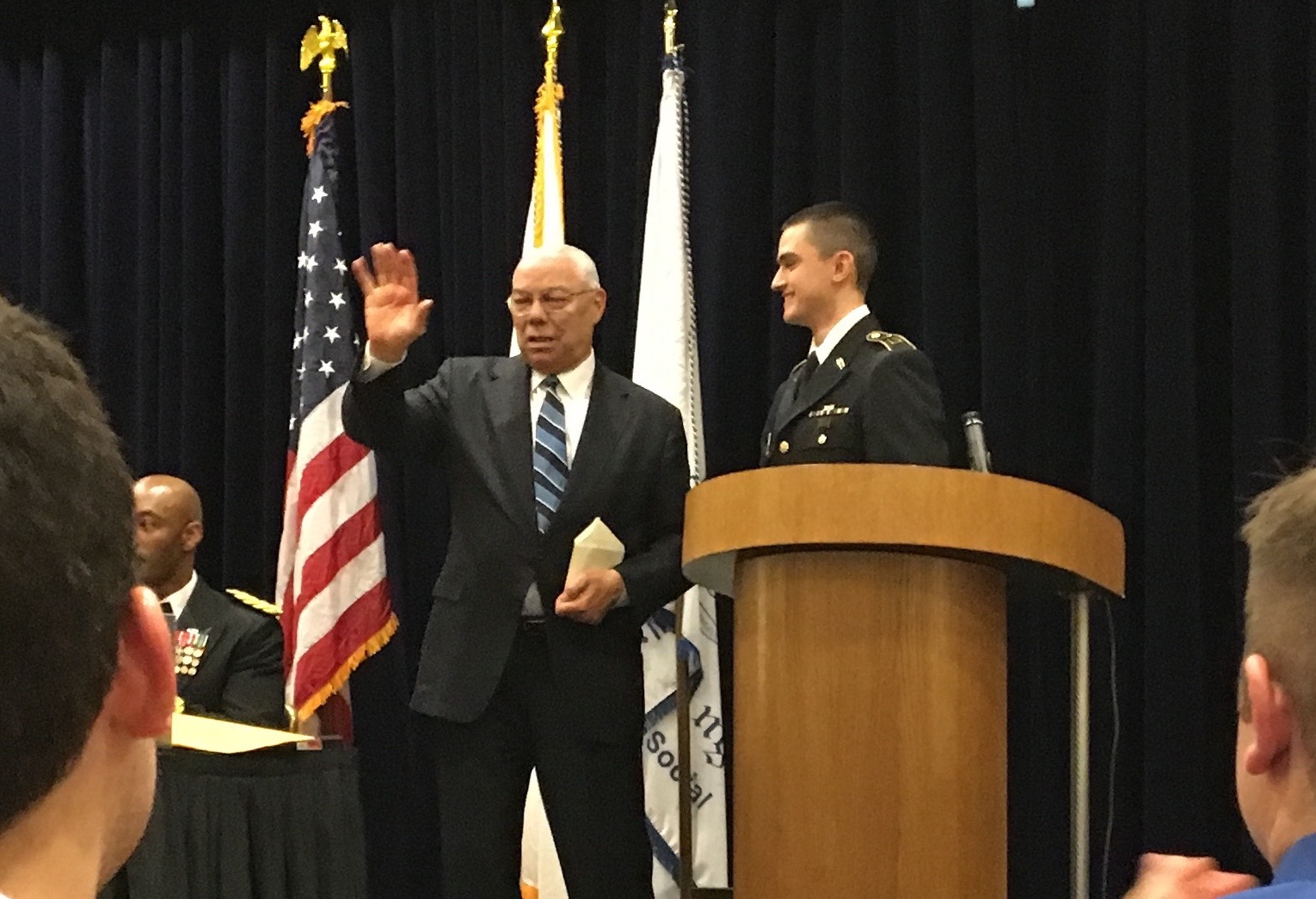 PHOTO D Colin Powell at NATCON