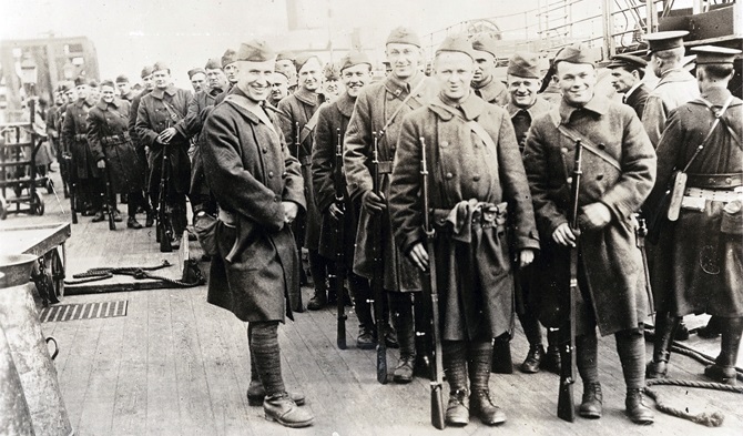 11.9c USA soldiers in Archangelsk