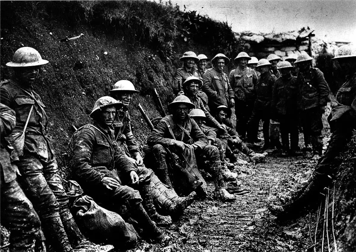 American soldiers in trench