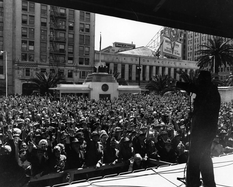 WWII war bond rally in Pershing Square LA
