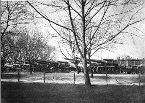 Phila Navy Yard  - self propelled 7 inch guns Mark V await shipmentl