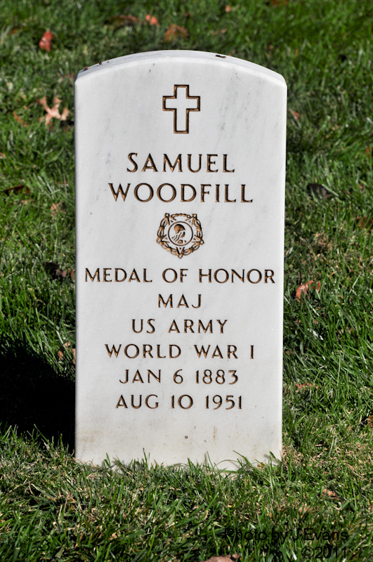 Samuel Woodfill's marker in Arlington National Cemetery