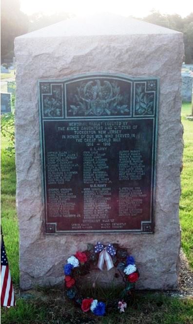 Zoom on the image : WWI Memorial - Tuckerton