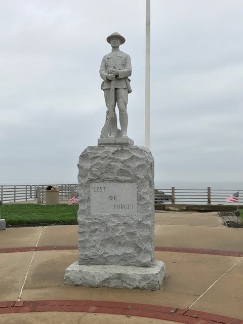 Zoom on the image : WWI Monument - Union Beach