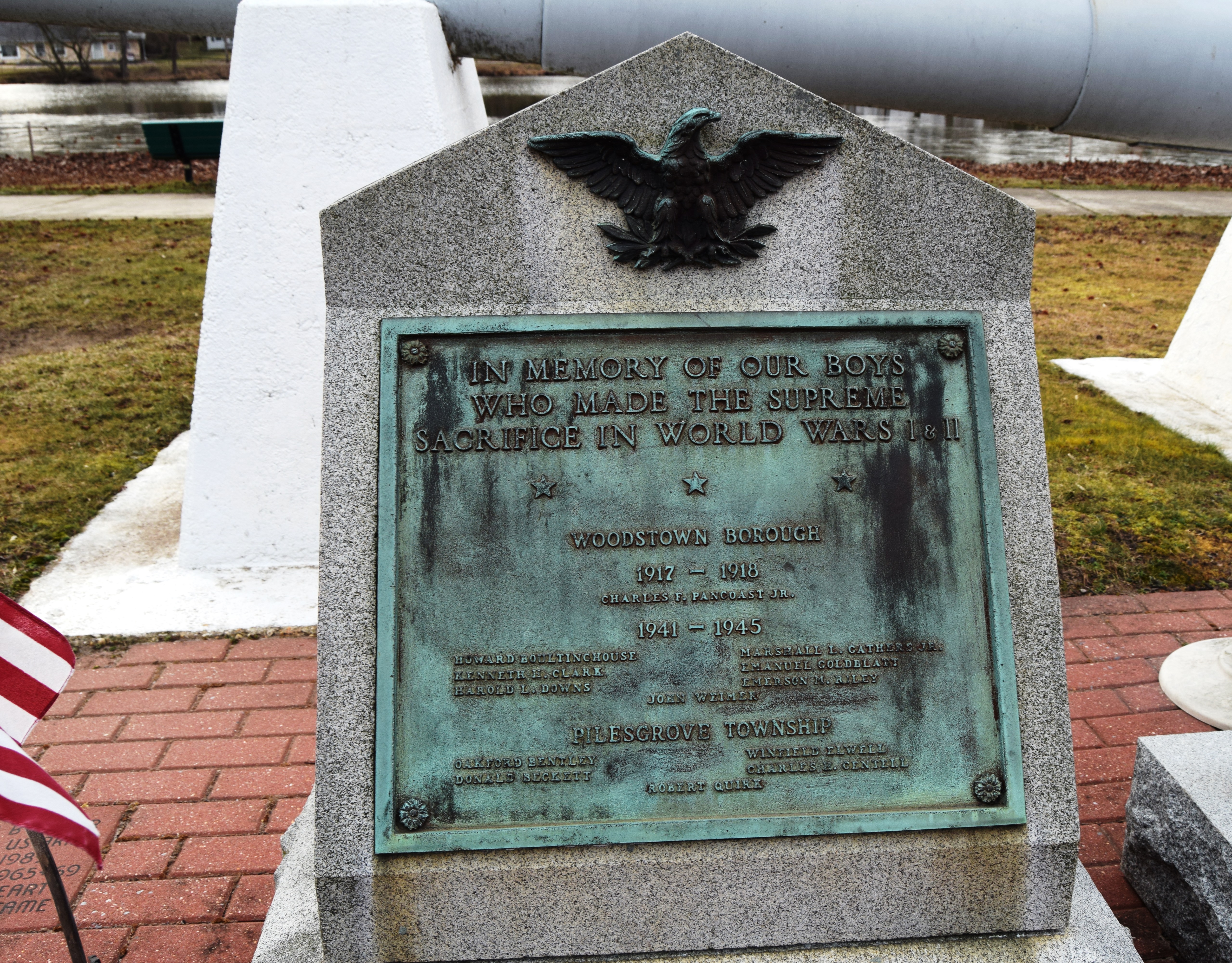 Zoom on the image : WWI Memorial - Woodstown, NJ