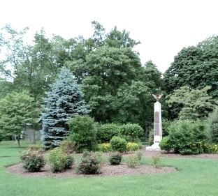 Zoom on the image : Veterans Monument - Allendale