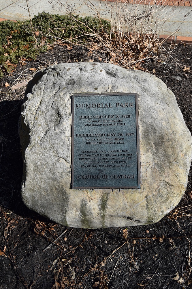 Zoom on the image : WWI Memorial Park - Chatham