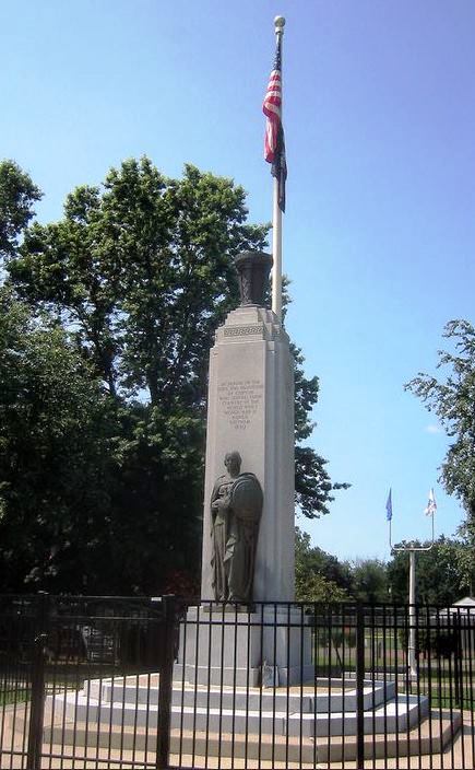 Zoom on the image : Victory Monument - Clifton