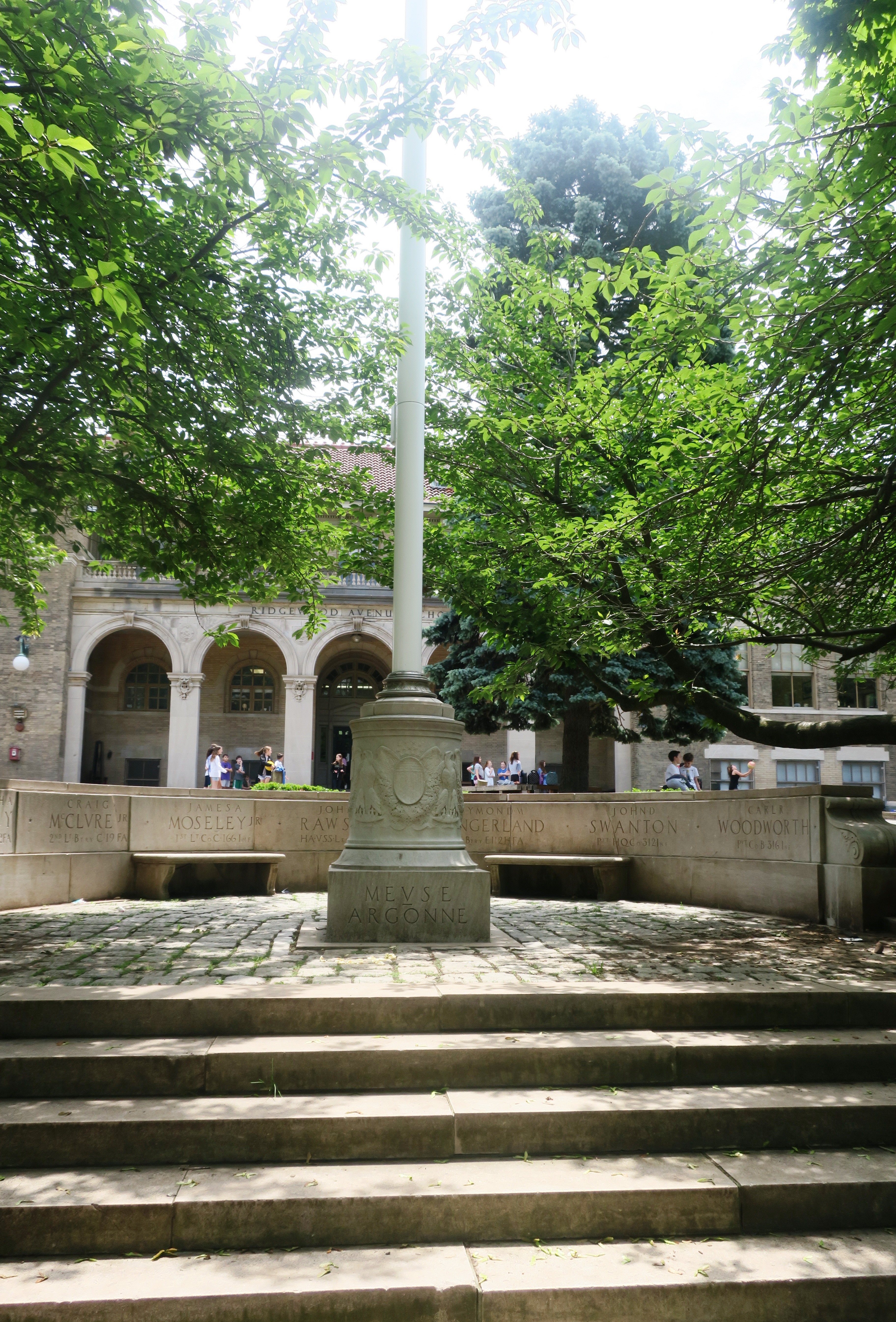 Zoom on the image : WWI Monument - Glen Ridge