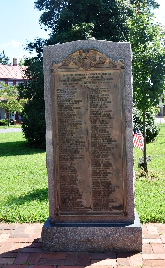 Zoom on the image : World War Memorial - Mays Landing