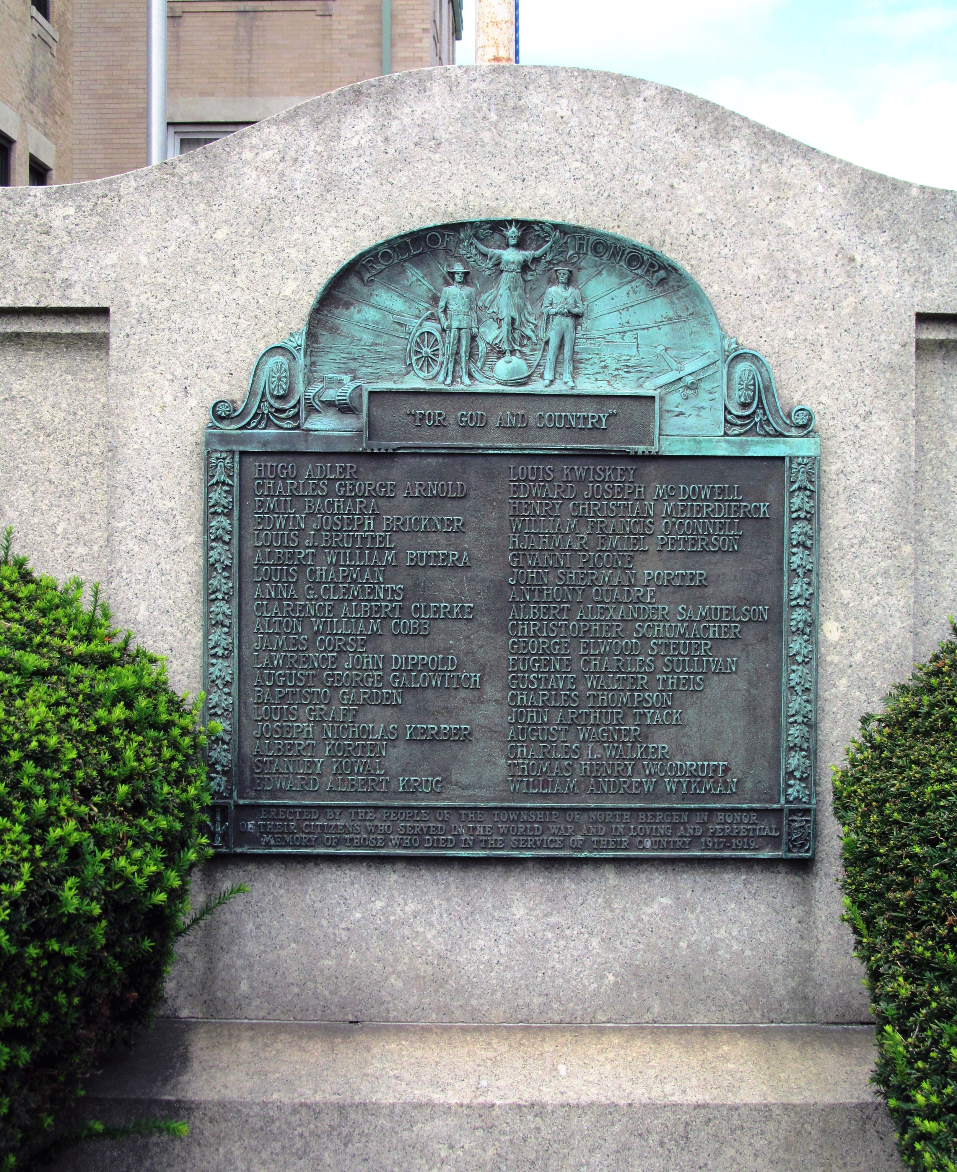Zoom on the image : WWI Memorial - North Bergen