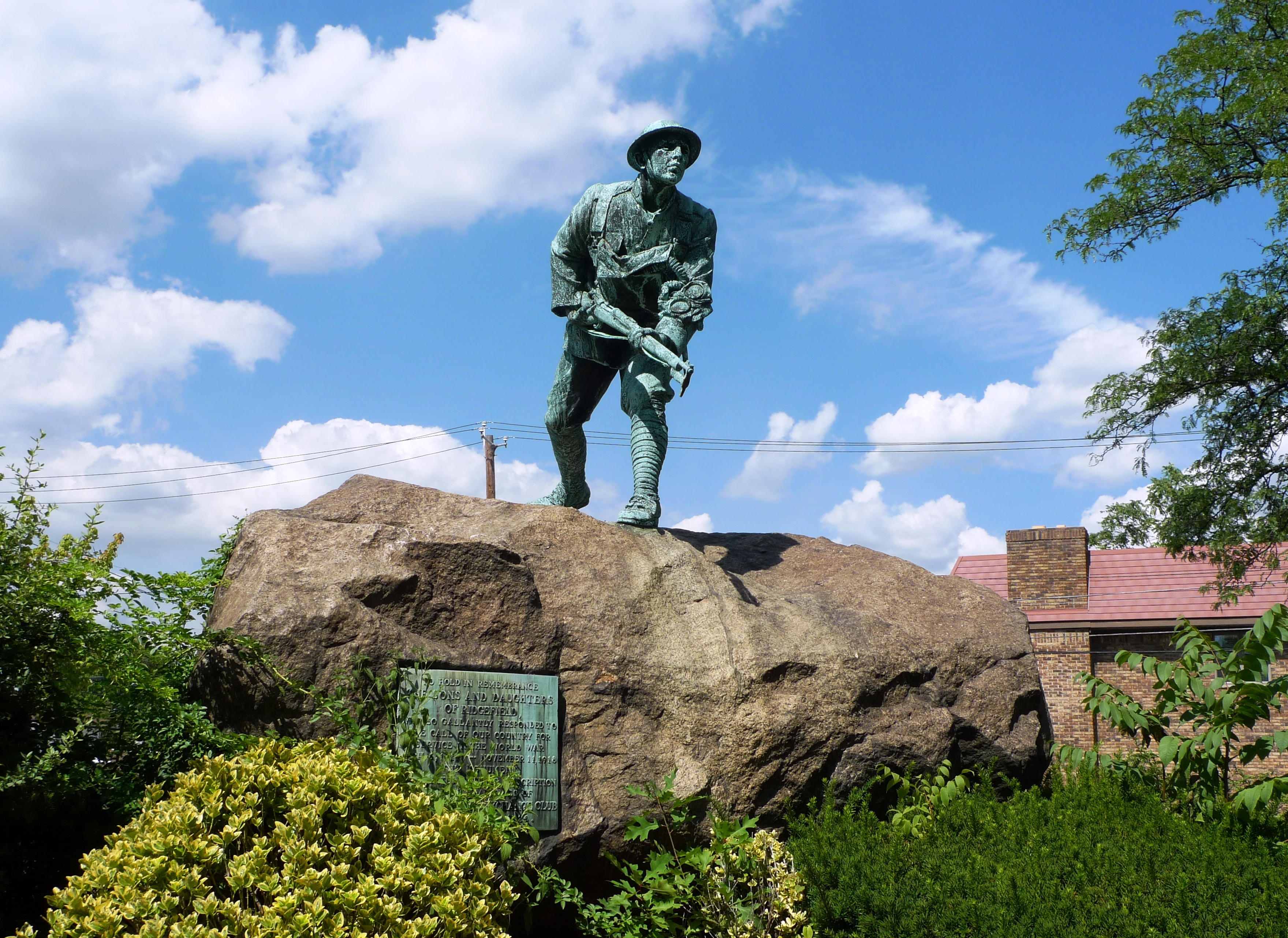 Zoom on the image : WWI Monument - Ridgefield