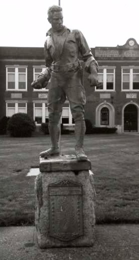 Zoom on the image : WWI Memorial - Riverdale