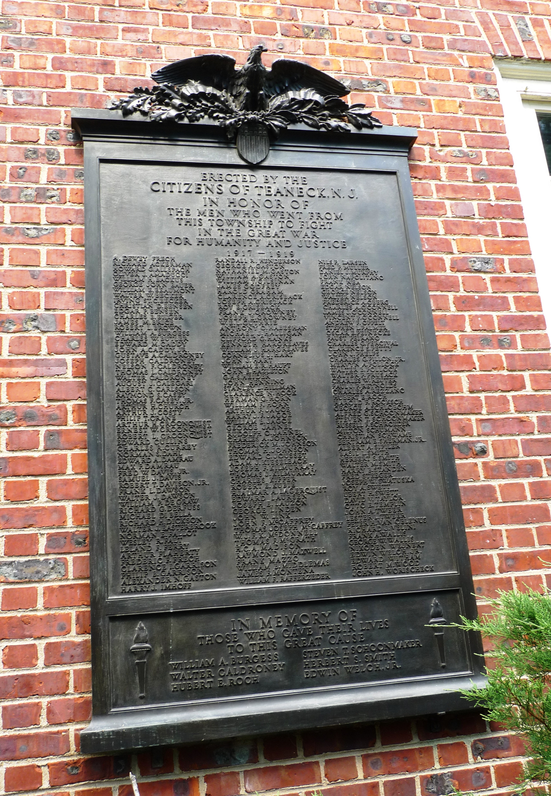 Zoom on the image : WWI Memorial - Teaneck