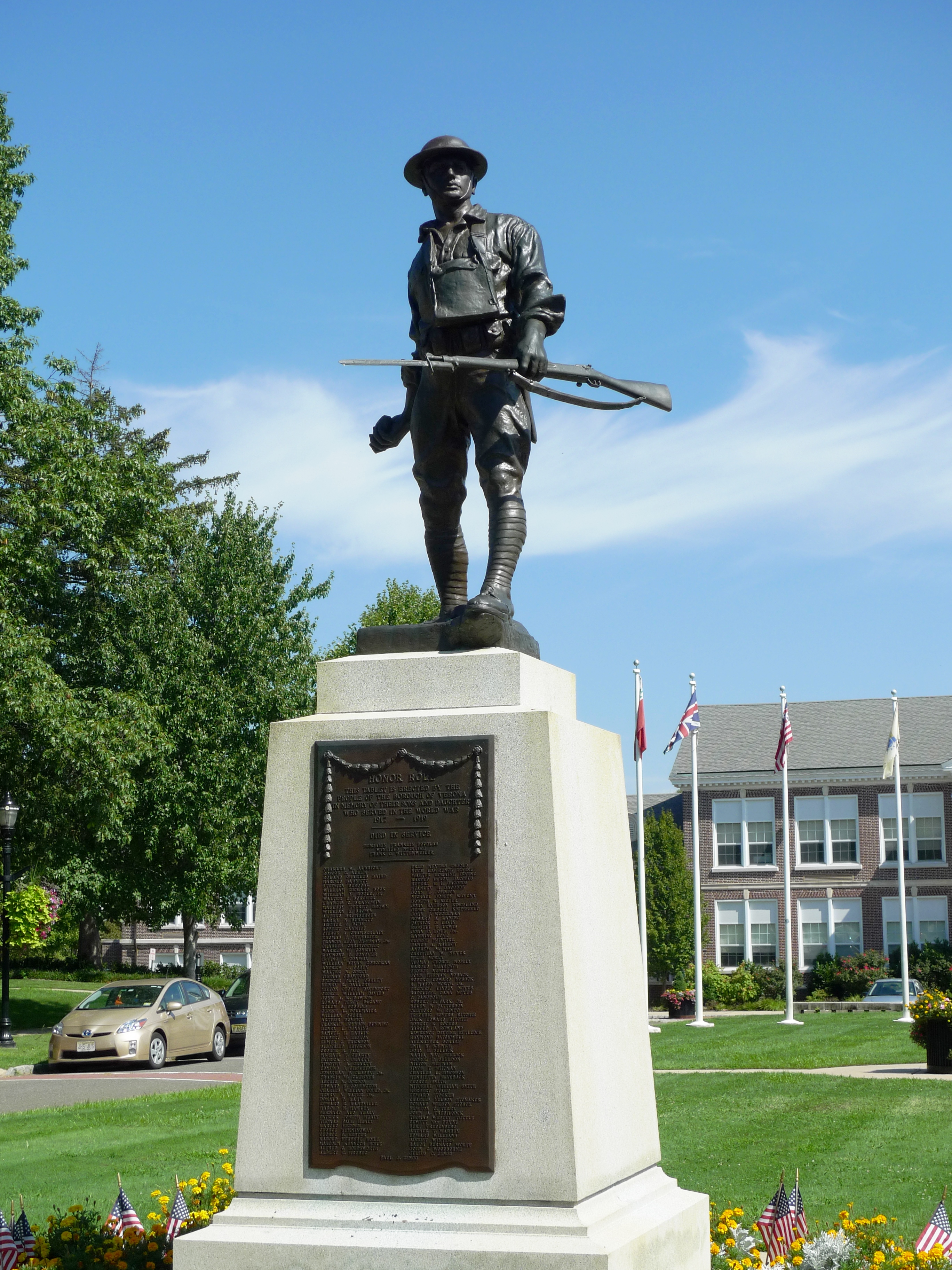 Zoom on the image : WWI Monument - Verona