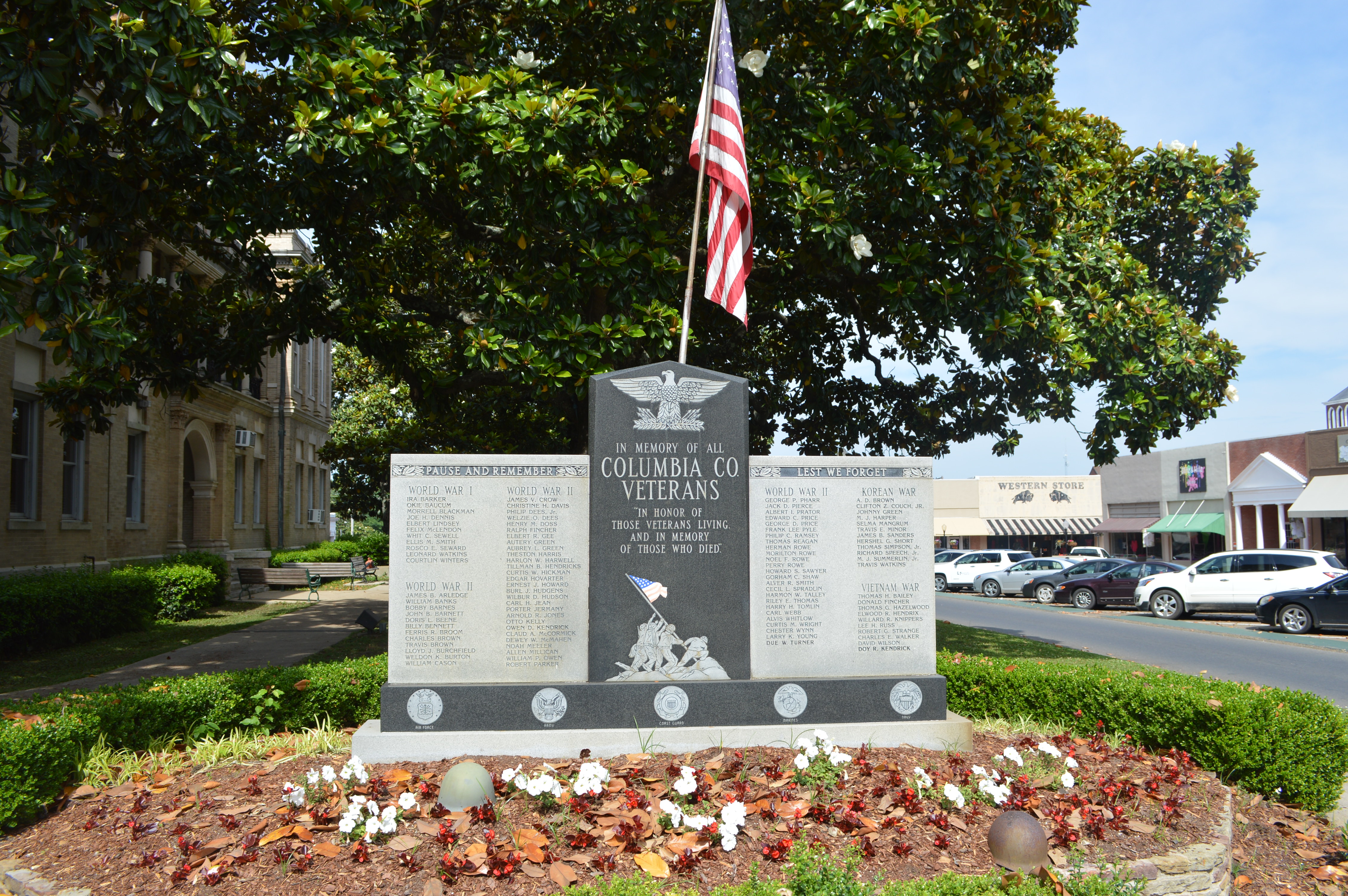 Zoom on the image : Columbia County Courthouse
