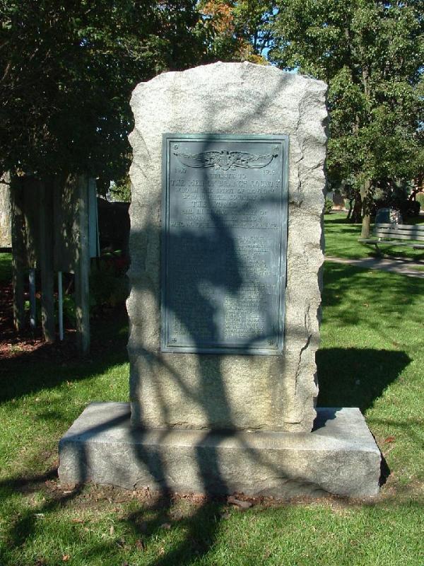 Zoom on the image : Branch County World War Monument
