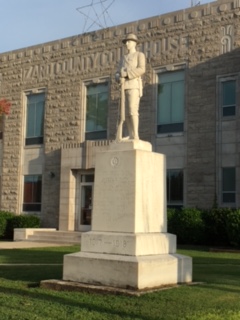 Zoom on the image : Izard County Courthouse