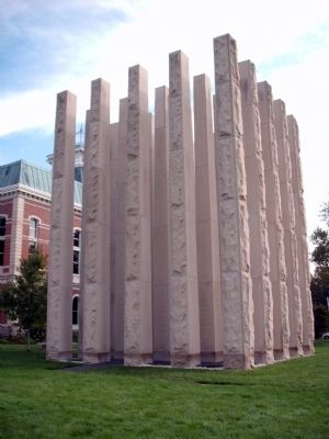 Zoom on the image : Bartholomew County Veterans Memorial
