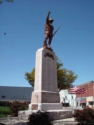 Zoom on the image : Blackford County WWI Monument