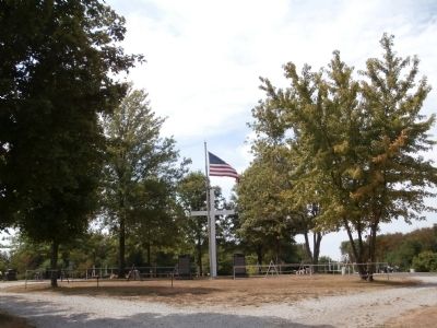 Zoom on the image : All Crawfordsville Veterans in War & Peace Memorial