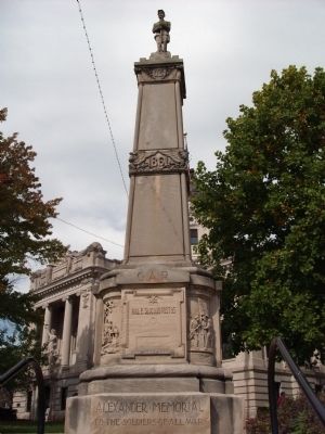 Zoom on the image : G.A.R. Soldiers of All Wars Memorial