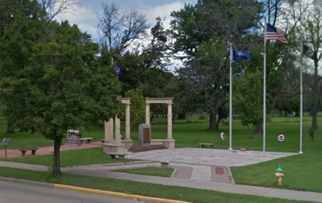 Zoom on the image : Hammond Veterans Memorial