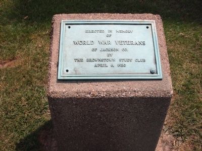 Zoom on the image : Jackson County WWI Veterans Memorial