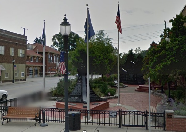 Zoom on the image : Morgan County Veterans Memorial