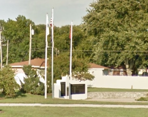 Zoom on the image : Portage Memorial Park Monument