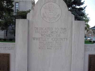 Zoom on the image : Whitley County WWI and WWII Memorials 
