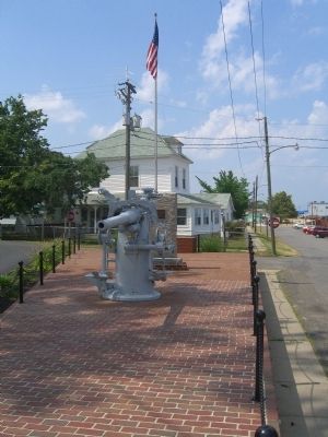 Zoom on the image : Roll of Honor -- Colonial Beach