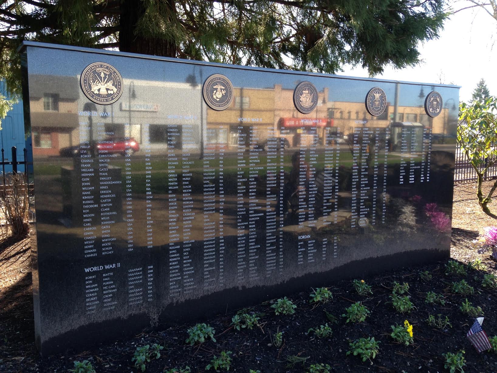 Zoom on the image : Veterans Memorial Park
