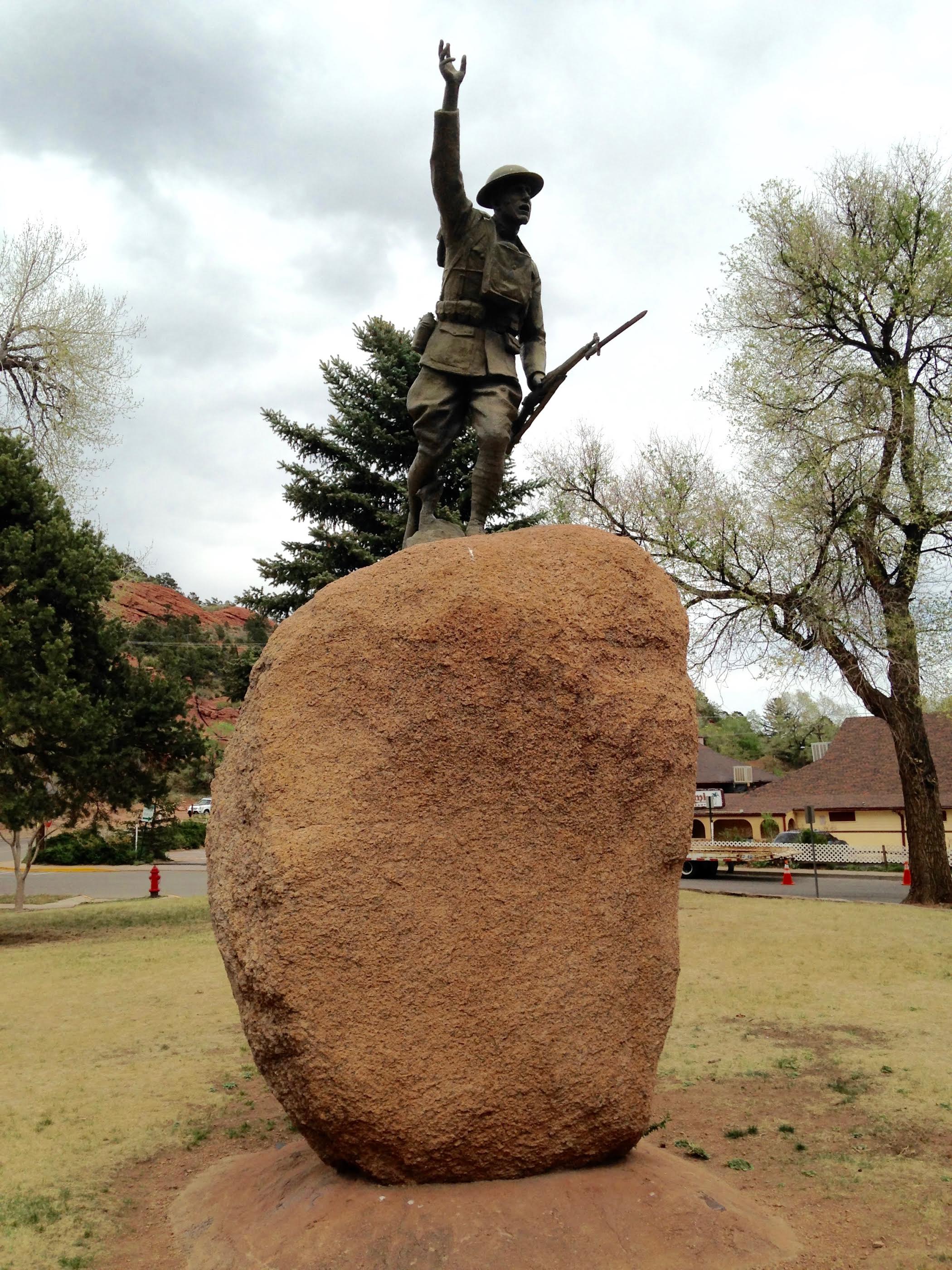 Zoom on the image :  "Over the Top to Victory" -- Manitou Springs