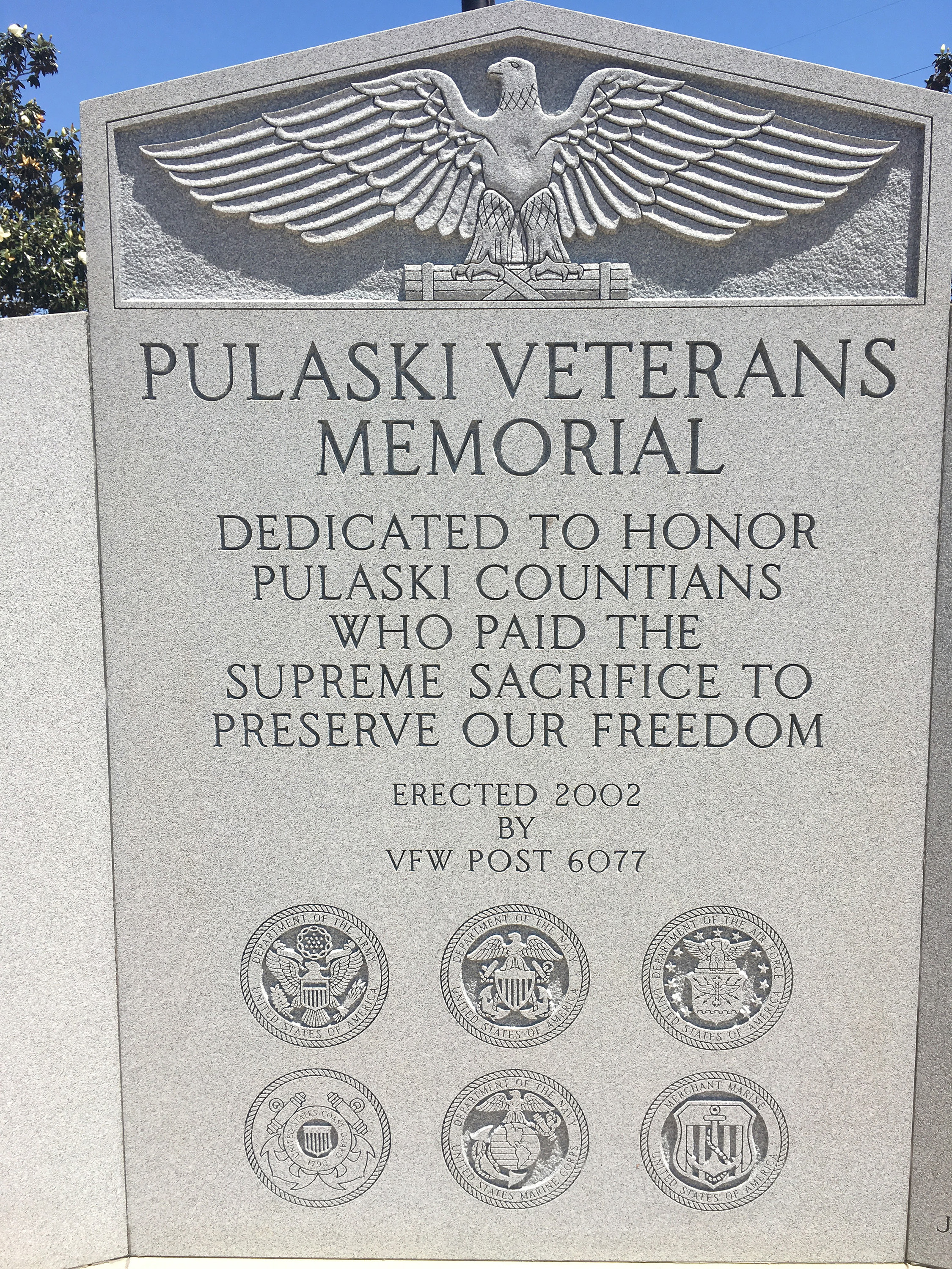 Zoom on the image : Pulaski Co. – Hawkinsville -  Pulaski Veterans Memorial