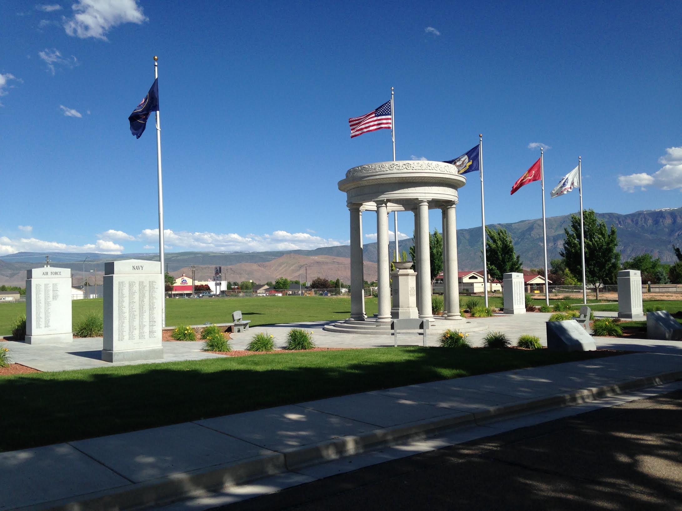 Zoom on the image : Sevier Valley Veterans Memorial
