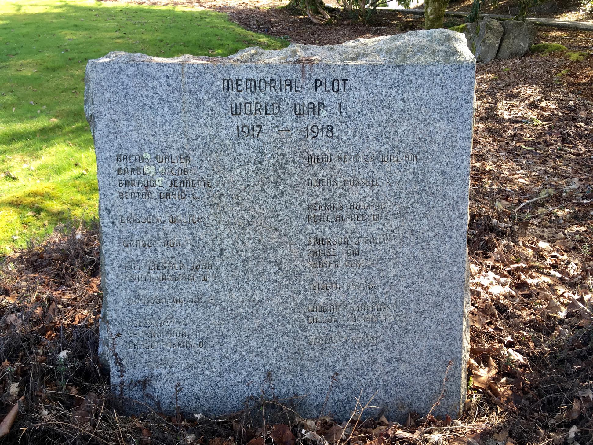 Zoom on the image : South Bend World War Memorial Plots