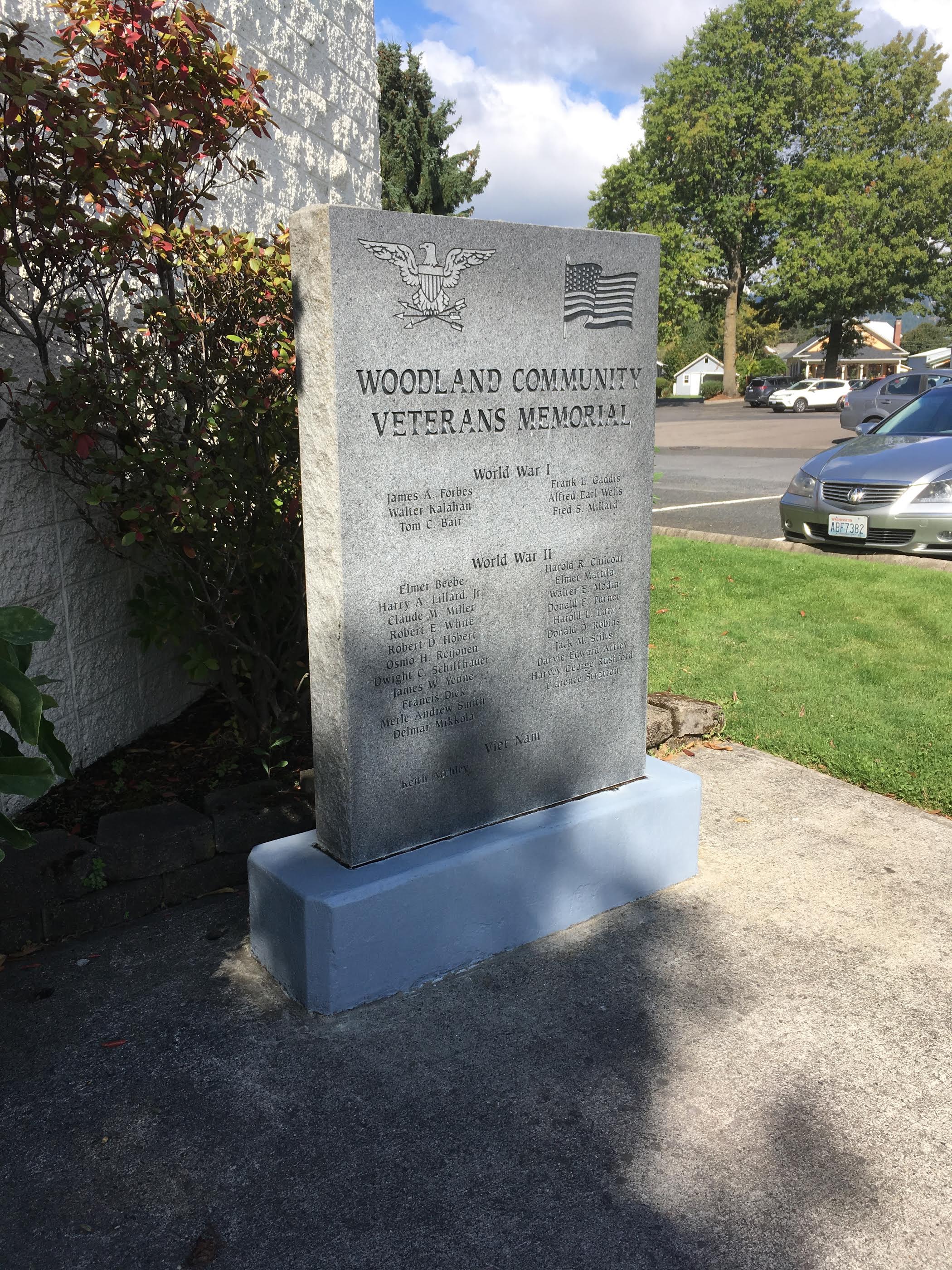 Zoom on the image : Woodland Community Veterans Memorial